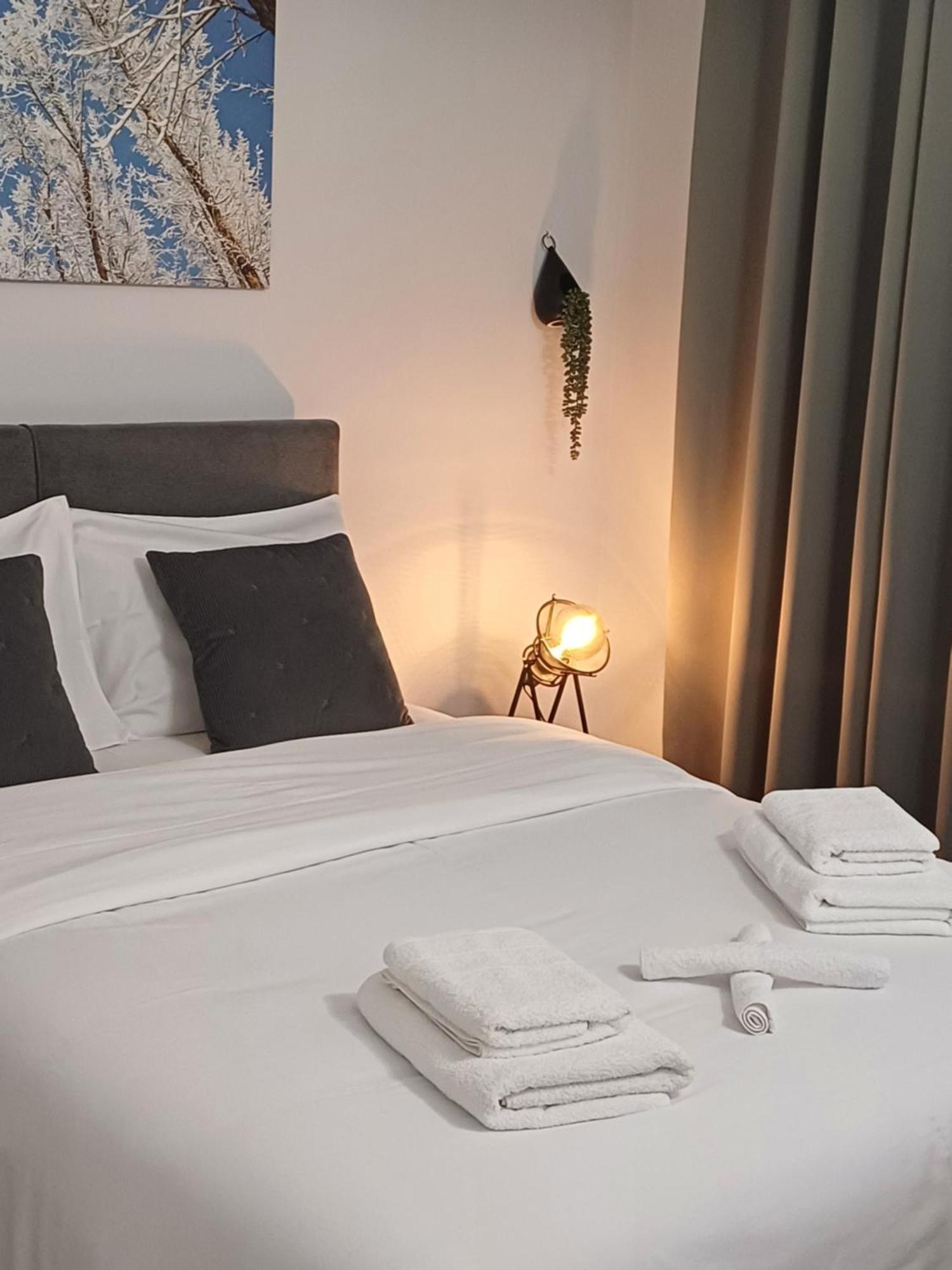 Rafina'S Blue Heart! Apartment Bagian luar foto
